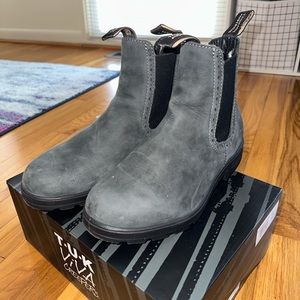 Blundstone Tall Women’s boots 8